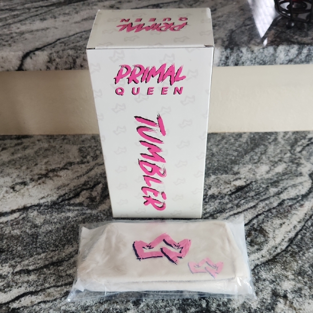 Primal Queen Tumbler And Fanny Pack